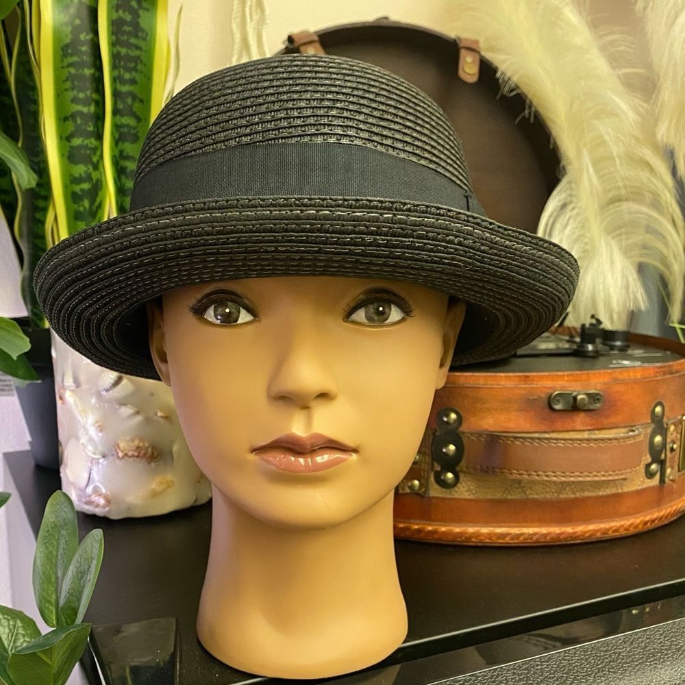 Epoch black fedora-like hat in NWOT
